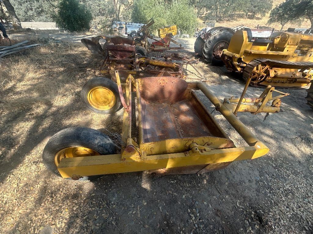 Compact yellow loader