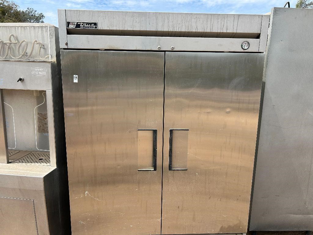Stainless steel commercial cooler